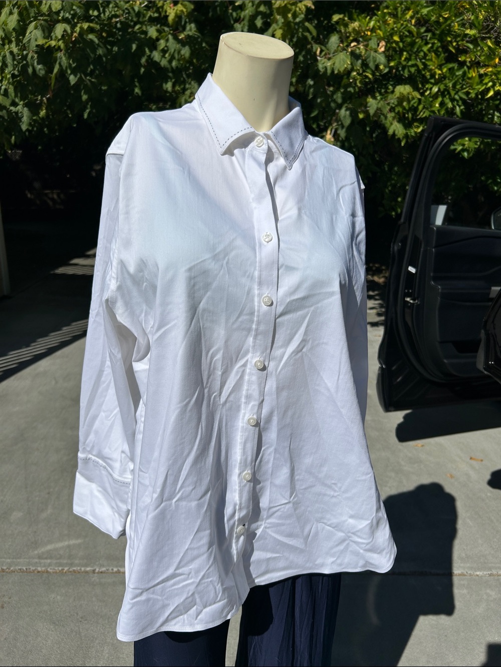 Chico’s 3 No-Iron Chic Stretch Solid Shirt Long Sleeve in Optic White